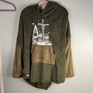 NWT-furry hoodie sweatshirt with winter theme in grey